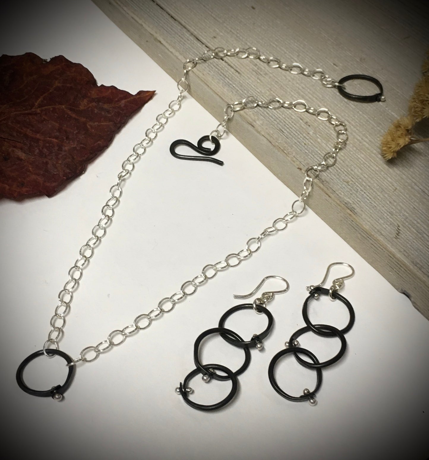 Lily Necklace